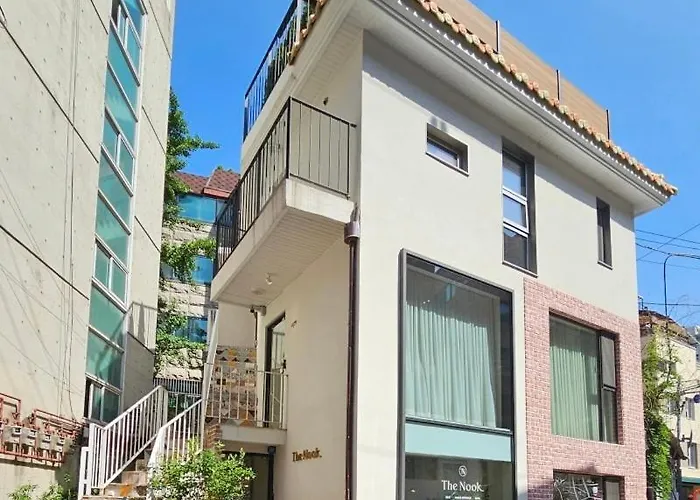 Private 3Br Modern House With Fantastic Terrace
